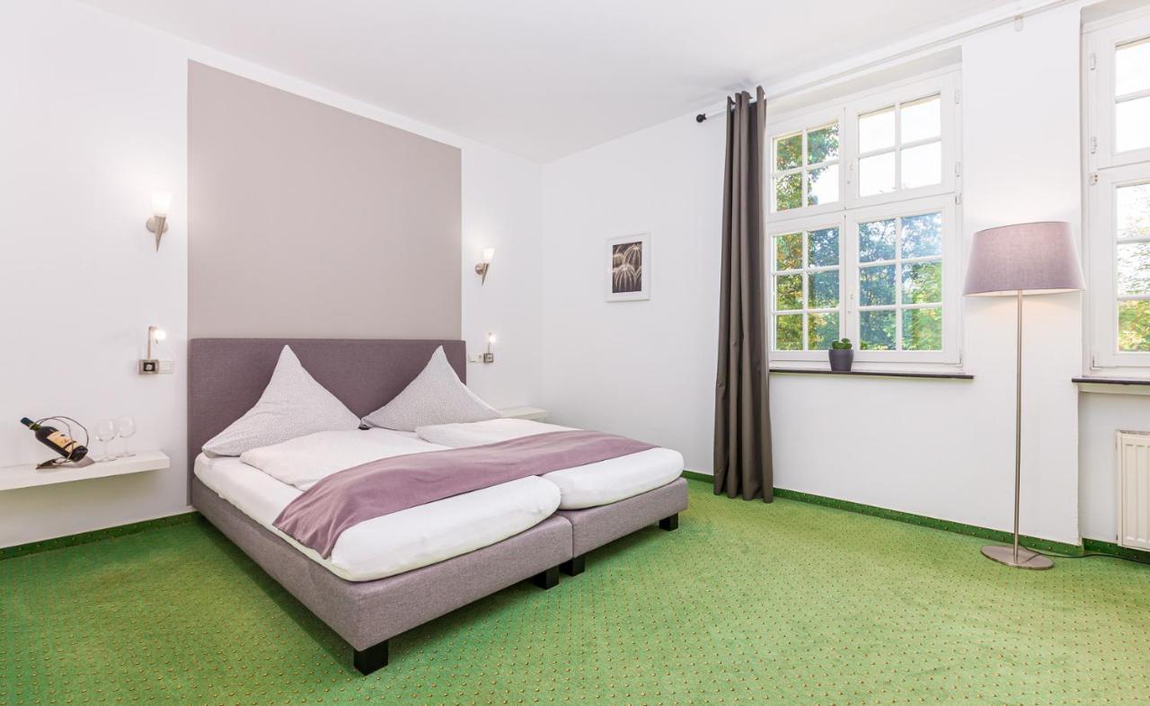 Gasthaus Und Hotel An Der Kost Hattingen Luaran gambar